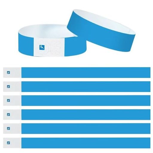 【合成紙リストバンド商品サイズ・仕様について】約1.9CMX25CM豊富なカラー:オレンジ、パープル、ピンク、ブラック、ブルー、ホワイト、緑、赤、黄、グレー枚数選択可:100枚・200枚・500枚・1000枚 【耐久性抜群の高品質】破れにくく耐水性にも優れた丈夫な合成紙素材を採用しているため、雨風に強くて印刷がはげないうえに、濡れても破れにくい丈夫なリストバンドです。スポーツイベントの雨天時や海や川、プールなどでも使用可能です。雨や汗に濡れても切れたりしません。 【目立つ色】視認性、デザイン性ともにバランスの良い力強いリストバンドです。さまざまなイベントで使いやすく、手首に装着すると意外に目立つ。 【装着方法もシンプルでカンタン】リストバンドの端に粘着テープが付いていますので、ワンタッチで装着可能です。見た目は紙のようですが引っ張っても簡単には外れない抜群の強度と耐久性能を保持しています。一度外すと再装着不可能ですので不正入場などの防止にも役立ちます。 【使い捨てリストバンドのご利用シーン】再入場の際の管理にとても便利な商品です。