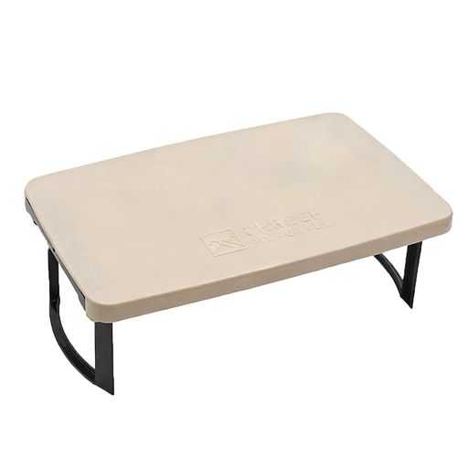 【商品仕様】1個入り仕様で、耐荷重は約1kgとなっています。日常のキャンプ用品等を置くのに十分な強度を備えています。 【サイズ】:外形寸法は284mmx175mmx高さ88mmで、コンパクトなサイズ設計により収納や携帯がしやすくなっています。 【材質】:素材にはポリプロピレンを使用しており、軽量性と耐久性を両立させています。キャンプ時の屋外環境にも耐えられる特性を持っています。 【折りたたみ機能】:折りたたみ式設計が採用されており、折りたたんだ状態では非常にコンパクトになり、持ち運びが非常に便利です。 【適応シーン】:超軽量な特徴を活かし、バックパッキング、ソロキャンプ、ツーリング等の様々なキャンプシーンに最適です。また、バッグや自転車、バイクに同梱して持ち運ぶことも容易です。