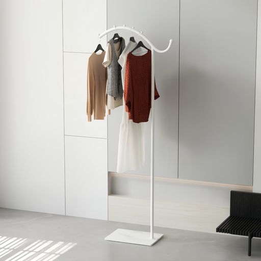 【商品詳細】サイズは28x40x169CM。材質:金属+岩板、防錆防腐、耐摩耗性、落ちにくく、耐荷重性が強い、どんなインテリアにも合います。 【サッとかけるだけで美しい】どのお部屋にも馴染むシンプルでオシャレなデザイン。毎日使うお洋服やバッグを掛けておけばお出かけ準備も快適でスムーズです。 【省スペース設計】円形台座で、地面や壁面にしっかりフィットします。玄関の廊下や仕事場など、限られたスペースを活用します。部屋の隅や壁際でも、便利でおしゃれな収納スペースになります。 【組み立てと移動が簡単】ハンガーラックの仕組みがとてもシンプルので、あっという間に組み立てが完成します。重さが4kgくらいで使う場所を変えたい時に女性でも移動が簡単です。 【適用範囲が広い】リビング、寝室、廊下、オフィス、更衣室に適しています。洋服店や子供部屋などでも利用できます。シンプルでおしゃれな外観は、どの部屋に置いても目を輝かせてくれます。
