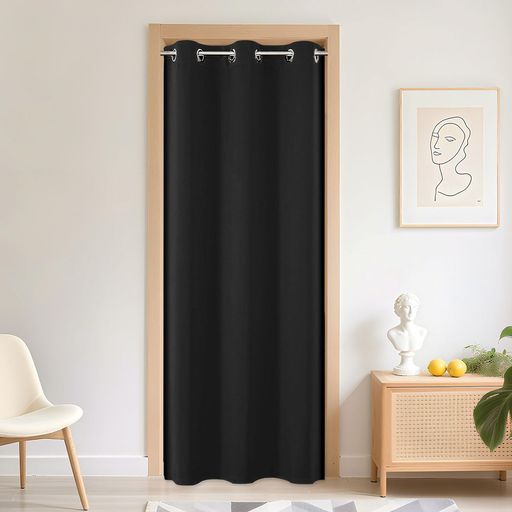 【商品仕様】サイズ:幅100cm*丈190cm(幅50cm-70cm範囲の設置場所に適応しております。) ハトメ直径:約4cm。※ご注意:突っ張り棒は別売りです。※機能:遮光1級/遮熱保温/間仕切り/ウォッシャブル。 【生地&amp;遮光断熱】滑らかな肌触りのポリエステル100%素材で、四季を通じて快適にご使用いただけます。アイロンがけする際は低温設定で簡単にシワ伸ばし可能です。光と紫外線の85%-99.9%を妨げますが、断熱防寒、光を気にせず朝までぐっすり眠れます。冷房率向上、夏は遮熱効果で涼しく、冬は断熱効果で快適! 【ハトメ仕様】フックなどは不要です。ハトメ直径:約4cm、ハトメに一般的な突っ張り棒(最大径3.2cm)を通すだけで簡単に設置できるのれん。滑り止め加工を施したハトメ内側が特徴で、カーテンの自然な流れを保ちながらズレ防止。使用しない時は畳んでおけますので通り抜けの邪魔になりません。 【洗濯可能】洗い可能な設計で、衛生的な環境も維持できます。洗濯後も色落ちしにくいです。洗濯後も型崩れしにくい形状記憶加工を施しているため、手入れの手間が大幅に軽減される点が特長です。