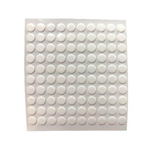【適用面】透明両面粘着ドットは、乾燥したきれいな面に適しています。 直径8mm(円形)x500シート、厚さ:0.5mm。 【[粘着力・接着力】 丸型の強力両面テープで、粘着力は良好ですが、被貼付面を傷つけません。 また、ダッシュボード上の小物のズレ落ち防止にも役立ちます 【使いやすい】小型で丸い形状、使いやすく、簡単な操作で、壁、家具、装飾品に使用できます。 あらゆる種類の木製品、ガラス、タイル、金属、プラスチックなどに使用できます。 【多用途】穴を開けられない部屋の壁、車の外装、車のダッシュボード、車のレコーダー、ポスター、屋外のネームプレートなどに貼り付けるのに適しています。 また、結婚式、誕生日、お祝い、記念日などの各種パーティーやイベント、カフェ、クラブなどのシーンの装飾にもおすすめです。 【振動と騒音を効果的に低減】防振ジェルが振動音を吸収し、車内に耳障りなビビリ音を発生させません。 スピーカーやCD/DVDプレーヤーの消音にも使用できます。