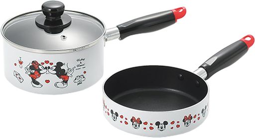 サイズ (約) :ソースパン16cm/312x170x130mm・2、000ml、フライパン16cm/312x170x55mm 本体重量(約):ソースパン16cm/710g、フライパン16cm/350g 素材・材質:本体/本体/アルミ ニウム合金 (内面フッ素樹脂塗膜加工) 、はり底/ステンレス鋼 (クロム16%) 、取っ手/フェノール樹脂、底の厚さ/2.4mm、ふた/強化ガラス、ツマミ/フェノール樹脂 生産国:中国 対応熱源:ガス、電磁調理器 (IH 100V・200V)、ハロゲンヒータ、ラジエントヒータ、シーズヒータ、エンクロヒータ