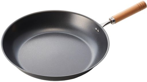 ソテー、フライパン。 サイズ(約):直径290x奥行450x高さ80mm、深さ/48mm 本体重量(約):844g 素材・材質:本体/鉄(底の厚さ1.2mm)、ハンドル/木柄、表面加工/クリア塗装 生産国:日本 対応熱源:ガス、電磁調理器 (IH 100V・200V)、ハロゲンヒーター、シーズヒーター、ラジエントヒーター
