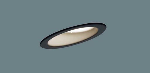 光源:LEDフラットランプφ70(口金GX53-1)用、10~40度の傾斜天井に配光対応、55度までの傾斜天井に取付可能 寸法:埋込穴径:φ100mm、埋込高:80mm