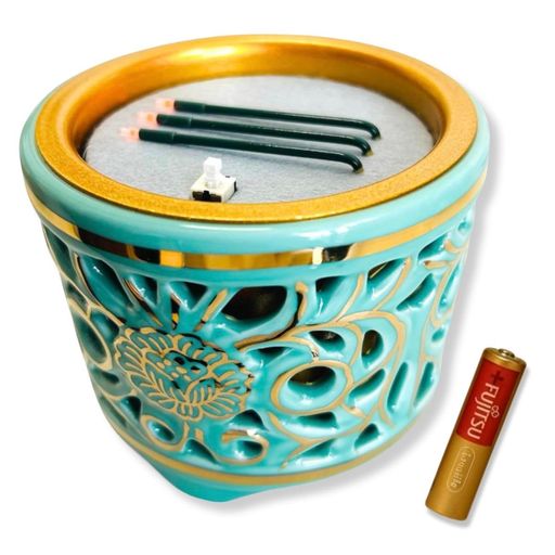 火を使わず安全な電子線香仏具LED電子線香サンやすらぎ寝かせ線香タイプ透かし香炉差金付3.0寸(東用)