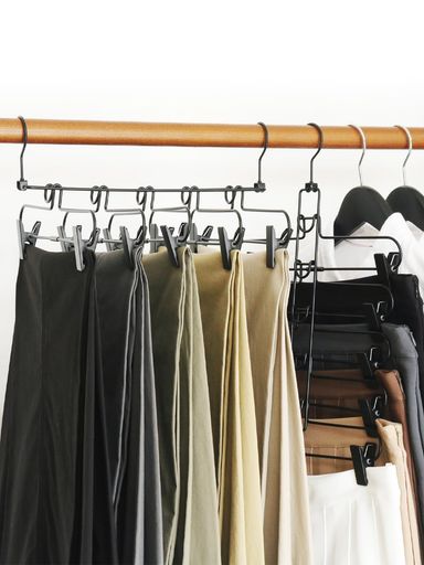 ズボンハンガースカートハンガー5段連結式衣類収納ラッククローゼット整理ハンガー2本ブラック