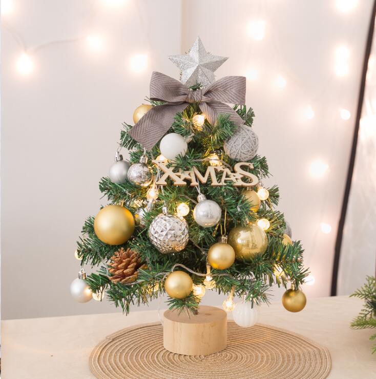 ハッピープロのクリスマスツリー 卓上 45cm ミニツリー クリスマス飾り LEDイルミネーション オーナメント おしゃれ キラキラ 雰囲気満々 暖かい 簡単な組立品 飾り 部屋 商店 おもちゃ プレゼント 送料無料｜アングル2