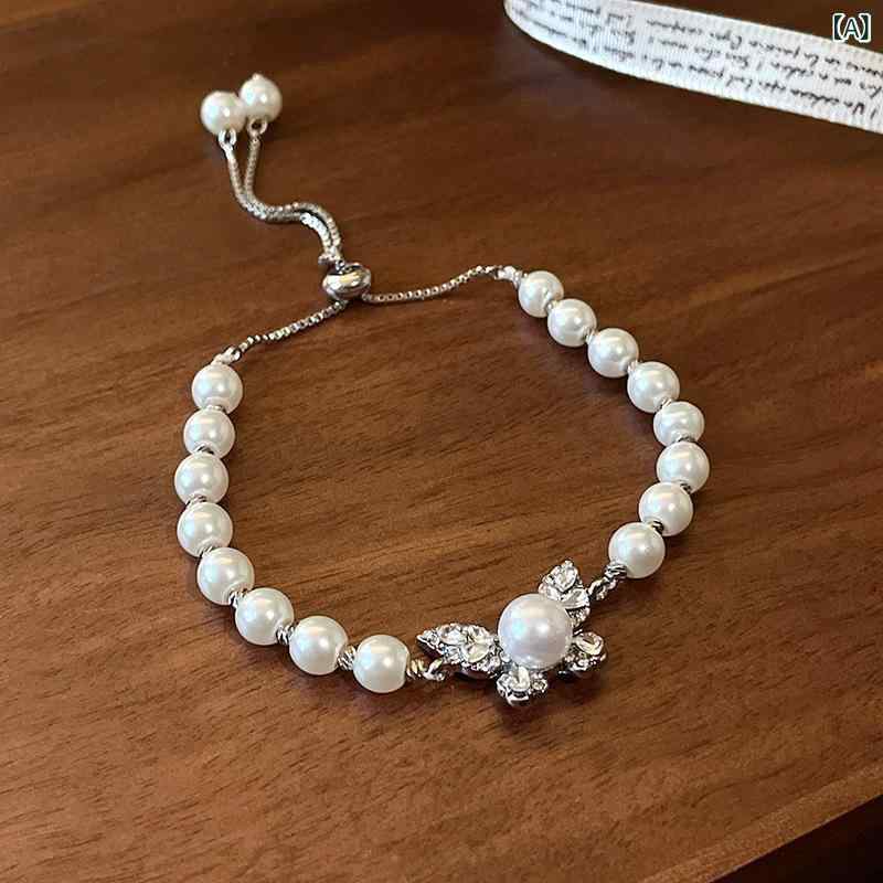 Coral Pink - ブレスレット 蝶々 パール ビジュー バングル アジャスター付き 華奢 ゴールド アクセサリー モチーフ フレンチ レトロ パーティー 結婚式 卒業式 お呼ばれ 記念日 誕生日 クリスマス プレゼント ギフト 大人