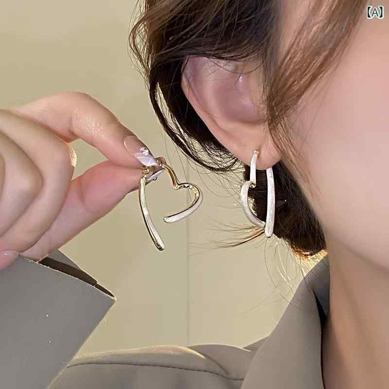 ピアス S925 シルバー スタッドピアス 揺れる エナメル シンプル オフィス カジュアル 冠婚葬祭 通勤 通学 アクセサリー ジュエリー プレゼント ギフト 贈り物 誕生日 記念日 お呼ばれ パーティー 女性用