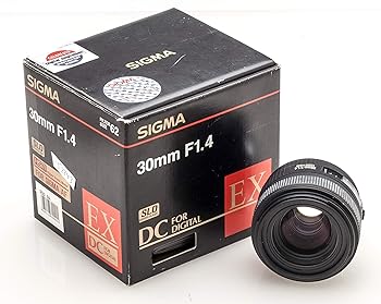 【中古】SIGMA 単焦点標準レンズ 30mm F1.4 EX DC HSM シグマ用 APS-C専用