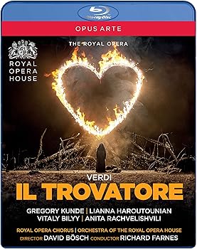 【中古】ヴェルディ:歌劇《イル・トロヴァトーレ》[Blu-ray Disc, 日本語字幕収録]【メーカー名】【メーカー型番】【ブランド名】【商品説明】ヴェルディ:歌劇《イル・トロヴァトーレ》[Blu-ray Disc, 日本語字幕収録]【曲目】 ヴェルディ:歌劇《イル・トロヴァトーレ》サルヴァトーレ・カンマラーノ脚本、レオーネ・エマヌエーレ・バルダーレ補筆 【演奏・出演者】 フェルランド:アレクサンドル・ツィムバリューク/レオノーラ:リアンナ・ハルトゥニアン/イネス:フランチェスカ・シエージナ/マンリーコ:グレゴリー・クンデ/ルーナ伯爵:ヴィタリ・ヴィリ/アズチェーナ:アニタ・ラチヴェリシュヴィリ/老ジプシー:ジョナサン・フィッシャー/ルイス:サミュエル・ザッカー/伝令:アンドリュー・オコーナー/指揮:リチャード・ファーンズ/コヴェントガーデン王立歌劇場管弦楽団&合唱団/演出:デイヴィッド・ベッシュ/美術:パトリック・バンワート 【録音・収録情報】 2017年 コヴェントガーデン王立歌劇場 収録/収録時間:約147分 (本編約140分、特典映像7分)/映像:16/9 NTSC/音声: LPCM 2.0, DTS-HD 5.1 Master Audio (Blu-ray)/特典映像:パトリック・バンワートが語る舞台デザイン/キャスト・ギャラリー/字幕:英・仏・独・日 血と炎、そして復讐に満ちた傑作「イル・トロヴァトーレ」-コヴェントガーデンの総力を挙げた名舞台/中世の騎士物語を下地とし、ジプシーの老婆アズチェーナの伯爵家への復讐劇と、女官レオノーラと吟遊詩人マンリーコにルーナ伯爵が絡む恋愛劇。2つの要素が重なり合ったときに大きな悲劇が生まれる巧みなストーリーもさることながら、歌手にとって見せ場も多く、幅広い人気を誇る作品です。デイヴィッド・ベッシュの雰囲気豊かな舞台を背景に、中心的な役割を果たす4人の優れた歌手がこの情念に満ちた作品を生き生きと演じます。主役の吟遊詩人マンリーコにグレゴリー・クンデ、その恋人レオノーラにリアンナ・ハルトゥニアンというヴェルディ歌いとして定評のあるベテラン歌手を配し、一方、ウクライナ出身のヴィタリ・ヴィリが誇り高きルーナ伯爵を朗々と歌い上げ、2009年のスカラ座のシーズンオープニングの「カルメン」で表題役を歌って華々しい成功を収めたグルジア出身のアニタ・ラチヴェリシュヴィリが謎のジプシー女アズチェーナに若々しい息吹を吹き込みます。この情念と復讐と愛情の交錯するドラマをリチャード・ファーンズの指揮するコヴェントガーデン王立歌劇場管弦楽団と合唱団がしっかりと支えています。【曲目】 ヴェルディ:歌劇《イル・トロヴァトーレ》サルヴァトーレ・カンマラーノ脚本、レオーネ・エマヌエーレ・バルダーレ補筆 【演奏・出演者】 フェルランド:アレクサンドル・ツィムバリューク/レオノーラ:リアンナ・ハルトゥニアン/イネス:フランチェスカ・シエージナ/マンリーコ:グレゴリー・クンデ/ルーナ伯爵:ヴィタリ・ヴィリ/アズチェーナ:アニタ・ラチヴェリシュヴィリ/老ジプシー:ジョナサン・フィッシャー/ルイス:サミュエル・ザッカー/伝令:アンドリュー・オコーナー/指揮:リチャード・ファーンズ/コヴェントガーデン王立歌劇場管弦楽団&合唱団/演出:デイヴィッド・ベッシュ/美術:パトリック・バンワート 【録音・収録情報】 2017年 コヴェントガーデン王立歌劇場 収録/収録時間:約147分 (本編約140分、特典映像7分)/映像:16/9 NTSC/音声: LPCM 2.0, DTS-HD 5.1 Master Audio (Blu-ray)/特典映像:パトリック・バンワートが語る舞台デザイン/キャスト・ギャラリー/字幕:英・仏・独・日 血と炎、そして復讐に満ちた傑作「イル・トロヴァトーレ」-コヴェントガーデンの総力を挙げた名舞台/中世の騎士物語を下地とし、ジプシーの老婆アズチェーナの伯爵家への復讐劇と、女官レオノーラと吟遊詩人マンリーコにルーナ伯爵が絡む恋愛劇。2つの要素が重なり合ったときに大きな悲劇が生まれる巧みなストーリーもさることながら、歌手にとって見せ場も多く、幅広い人気を誇る作品です。デイヴィッド・ベッシュの雰囲気豊かな舞台を背景に、中心的な役割を果たす4人の優れた歌手がこの情念に満ちた作品を生き生きと演じます。主役の吟遊詩人マンリーコにグレゴリー・クンデ、その恋人レオノーラにリアンナ・ハルトゥニアンというヴェルディ歌いとして定評のあるベテラン歌手を配し、一方、ウクライナ出身のヴィタリ・ヴィリが誇り高きルーナ伯爵を朗々と歌い上げ、2009年のスカラ座のシーズンオープニングの「カルメン」で表題役を歌って華々しい成功を収めたグルジア出身のアニタ・ラチヴェリシュヴィリが謎のジプシー女アズチェーナに若々しい息吹を吹き込みます。この情念と復讐と愛情の交錯するドラマをリチャード・ファーンズの指揮するコヴェントガーデン王立歌劇場管弦楽団と合唱団がしっかりと支えています。【曲目】 ヴェルディ:歌劇《イル・トロヴァトーレ》サルヴァトーレ・カンマラーノ脚本、レオーネ・エマヌエーレ・バルダーレ補筆 【演奏・出演者】 フェルランド:アレクサンドル・ツィムバリューク/レオノーラ:リアンナ・ハルトゥニアン/イネス:フランチェスカ・シエージナ/マンリーコ:グレゴリー・クンデ/ルーナ伯爵:ヴィタリ・ヴィリ/アズチェーナ:アニタ・ラチヴェリシュヴィリ/老ジプシー:ジョナサン・フィッシャー/ルイス:サミュエル・ザッカー/伝令:アンドリュー・オコーナー/指揮:リチャード・ファーンズ/コヴェントガーデン王立歌劇場管弦楽団&合唱団/演出:デイヴィッド・ベッシュ/美術:パトリック・バンワート 【録音・収録情報】 2017年 コヴェントガーデン王立歌劇場 収録/収録時間:約147分 (本編約140分、特典映像7分)/映像:16/9 NTSC/音声: LPCM 2.0, DTS-HD 5.1 Master Audio (Blu-ray)/特典映像:パトリック・バンワートが語る舞台デザイン/キャスト・ギャラリー/字幕:英・仏・独・日 血と炎、そして復讐に満ちた傑作「イル・トロヴァトーレ」-コヴェントガーデンの総力を挙げた名舞台/中世の騎士物語を下地とし、ジプシーの老婆アズチェーナの伯爵家への復讐劇と、女官レオノーラと吟遊詩人マンリーコにルーナ伯爵が絡む恋愛劇。2つの要素が重なり合ったときに大きな悲劇が生まれる巧みなストーリーもさることながら、歌手にとって見せ場も多く、幅広い人気を誇る作品です。デイヴィッド・ベッシュの雰囲気豊かな舞台を背景に、中心的な役割を果たす4人の優れた歌手がこの情念に満ちた作品を生き生きと演じます。主役の吟遊詩人マンリーコにグレゴリー・クンデ、その恋人レオノーラにリアンナ・ハルトゥニアンというヴェルディ歌いとして定評のあるベテラン歌手を配し、一方、ウクライナ出身のヴィタリ・ヴィリが誇り高きルーナ伯爵を朗々と歌い上げ、2009年のスカラ座のシーズンオープニングの「カルメン」で表題役を歌って華々しい成功を収めたグルジア出身のアニタ・ラチヴェリシュヴィリが謎のジプシー女アズチェーナに若々しい息吹を吹き込みます。この情念と復讐と愛情の交錯するドラマをリチャード・ファーンズの指揮するコヴェントガーデン王立歌劇場管弦楽団と合唱団がしっかりと支えています。【曲目】 ヴェルディ:歌劇《イル・トロヴァトーレ》サルヴァトーレ・カンマラーノ脚本、レオーネ・エマヌエーレ・バルダーレ補筆 【演奏・出演者】 フェルランド:アレクサンドル・ツィムバリューク/レオノーラ:リアンナ・ハルトゥニアン/イネス:フランチェスカ・シエージナ/マンリーコ:グレゴリー・クンデ/ルーナ伯爵:ヴィタリ・ヴィリ/アズチェーナ:アニタ・ラチヴェリシュヴィリ/老ジプシー:ジョナサン・フィッシャー/ルイス:サミュエル・ザッカー/伝令:アンドリュー・オコーナー/指揮:リチャード・ファーンズ/コヴェントガーデン王立歌劇場管弦楽団&合唱団/演出:デイヴィッド・ベッシュ/美術:パトリック・バンワート 【録音・収録情報】 2017年 コヴェントガーデン王立歌劇場 収録/収録時間:約147分 (本編約140分、特典映像7分)/映像:16/9 NTSC/音声: LPCM 2.0, DTS-HD 5.1 Master Audio (Blu-ray)/特典映像:パトリック・バンワートが語る舞台デザイン/キャスト・ギャラリー/字幕:英・仏・独・日 血と炎、そして復讐に満ちた傑作「イル・トロヴァトーレ」-コヴェントガーデンの総力を挙げた名舞台/中世の騎士物語を下地とし、ジプシーの老婆アズチェーナの伯爵家への復讐劇と、女官レオノーラと吟遊詩人マンリーコにルーナ伯爵が絡む恋愛劇。2つの要素が重なり合ったときに大きな悲劇が生まれる巧みなストーリーもさることながら、歌手にとって見せ場も多く、幅広い人気を誇る作品です。デイヴィッド・ベッシュの雰囲気豊かな舞台を背景に、中心的な役割を果たす4人の優れた歌手がこの情念に満ちた作品を生き生きと演じます。主役の吟遊詩人マンリーコにグレゴリー・クンデ、その恋人レオノーラにリアンナ・ハルトゥニアンというヴェルディ歌いとして定評のあるベテラン歌手を配し、一方、ウクライナ出身のヴィタリ・ヴィリが誇り高きルーナ伯爵を朗々と歌い上げ、2009年のスカラ座のシーズンオープニングの「カルメン」で表題役を歌って華々しい成功を収めたグルジア出身のアニタ・ラチヴェリシュヴィリが謎のジプシー女アズチェーナに若々しい息吹を吹き込みます。この情念と復讐と愛情の交錯するドラマをリチャード・ファーンズの指揮するコヴェントガーデン王立歌劇場管弦楽団と合唱団がしっかりと支えています。中古品のため使用に伴うキズ等がございますが、問題なくご使用頂ける商品です。画像はイメージ写真ですので商品のコンディション、付属品の有無については入荷の度異なります。当店にて、動作確認・点検・アルコール等のクリーニングを施しております。中古品のため限定特典や補償等は、商品名、説明に記載があっても付属しておりません予めご了承下さい。当店では初期不良に限り、商品到着から7日間は返品を 受付けております。他モールとの併売品の為、完売の際はご連絡致しますのでご了承ください。ご注文からお届けまで1、ご注文⇒ご注文は24時間受け付けております。2、注文確認⇒ご注文後、当店から注文確認メールを送信します。3、お届けまで3〜10営業日程度とお考え下さい。4、入金確認⇒前払い決済をご選択の場合、ご入金確認後、配送手配を致します。5、出荷⇒配送準備が整い次第、出荷致します。配送業者、追跡番号等の詳細をメール送信致します。6、到着⇒出荷後、1〜3日後に商品が到着します。　※離島、北海道、九州、沖縄は遅れる場合がございます。予めご了承下さい。お電話でのお問合せは少人数で運営の為受け付けておりませんので、メールにてお問合せお願い致します。営業時間　月〜金　10:00〜17:00お客様都合によるご注文後のキャンセル・返品はお受けしておりませんのでご了承下さい。0