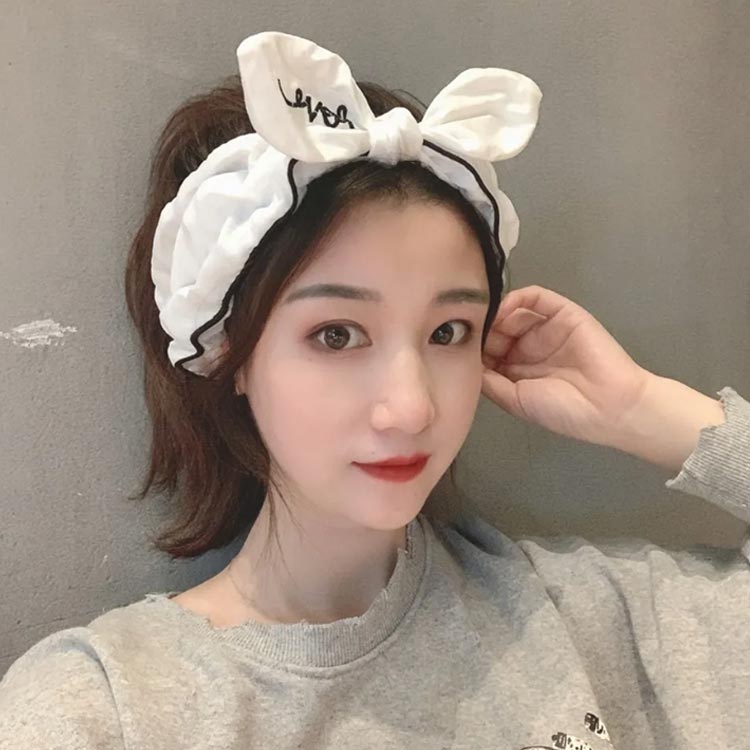 ハッピーストリームのヘアバンド ヘアターバン 洗顔 おしゃれ 送料無料 可愛い お風呂 アクセサリー ヘアゴム バスターバン 髪留め バスグッズ 大人 子供 レディース ギフト イク リボン｜アングル2