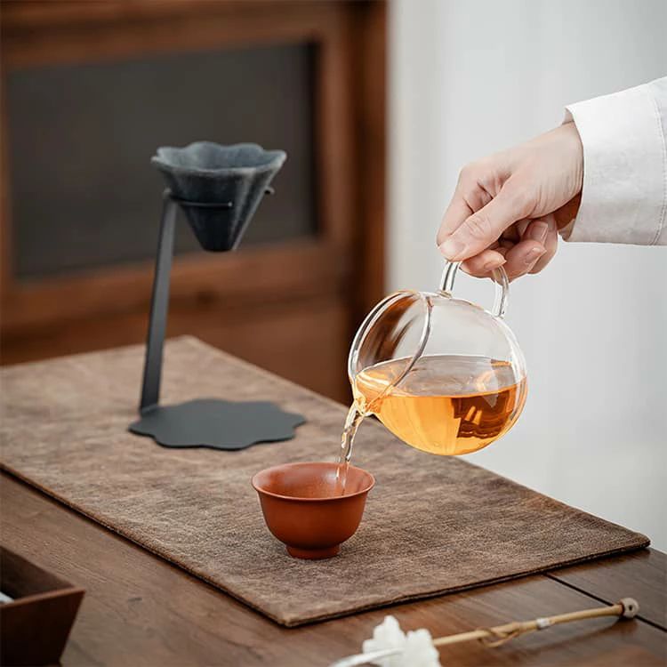 ハッピーストリームの繰り返し使える セラミックフィルター コーヒーフィルター ペーパーフィルター不要 茶漉し スタンド セット 3点セット ガラスカップ 無孔ろ過 コーヒードリッパー 多孔質ペーパーレス 3点セット コーヒードリップ 濾過器｜アングル2