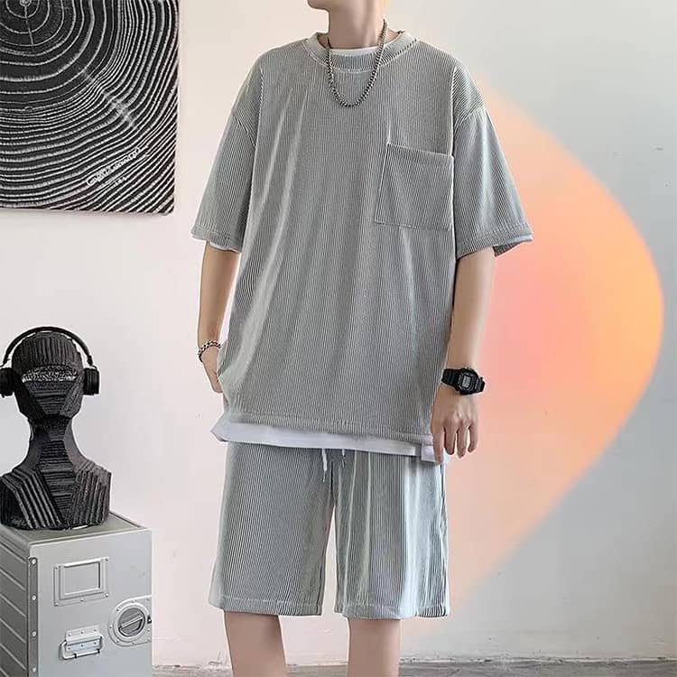 ハッピーストリームの接触冷感 半袖 ハーフパンツ カジュアル プリーツ加工 オーバーサイズ 冷感 上下セット ビッグシルエット メンズ セットアップ ストリート モード系 韓国ファッション 夏服｜アングル2
