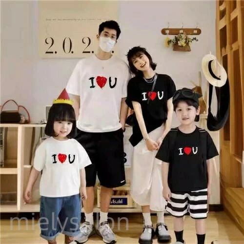 夏 家族 お揃い お揃い tシャツ ペア ハート 親子 ペアルック シンプル 赤ちゃん 親子ペアルック カジュアル 夏服 親子コーデ ペアtシャツ 半袖 コーデ tシャツ ブランド 大人 子供 3人 おそろい プレゼント 男の子 女の子 キッズ 母の日 父の日 子供の日 運動会