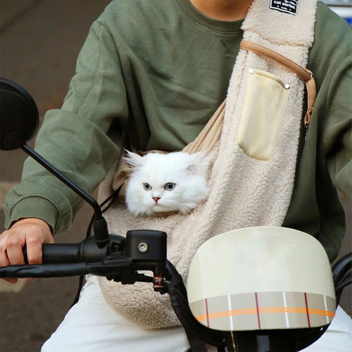 チワワ 猫 暖かい キャリーバッグ ペット 飛び出し防止 犬 スリング スリ トイプー...