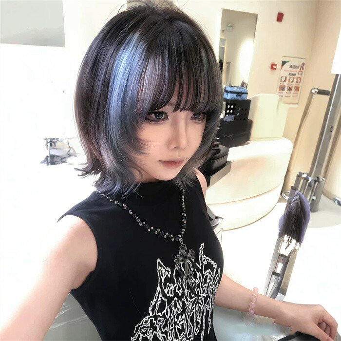 乐天商城 - ウィッグ メッシュ レディース ショート フルウィッグ 前髪あり 可愛い かわいい 大人用 コスプレ ロリータ ゴスロリ コスチューム 原宿風 仮装 超自然 かつら wig Lolita 小顔 文化祭 イベント 学園祭 ハロウィン dp136c6c6m3