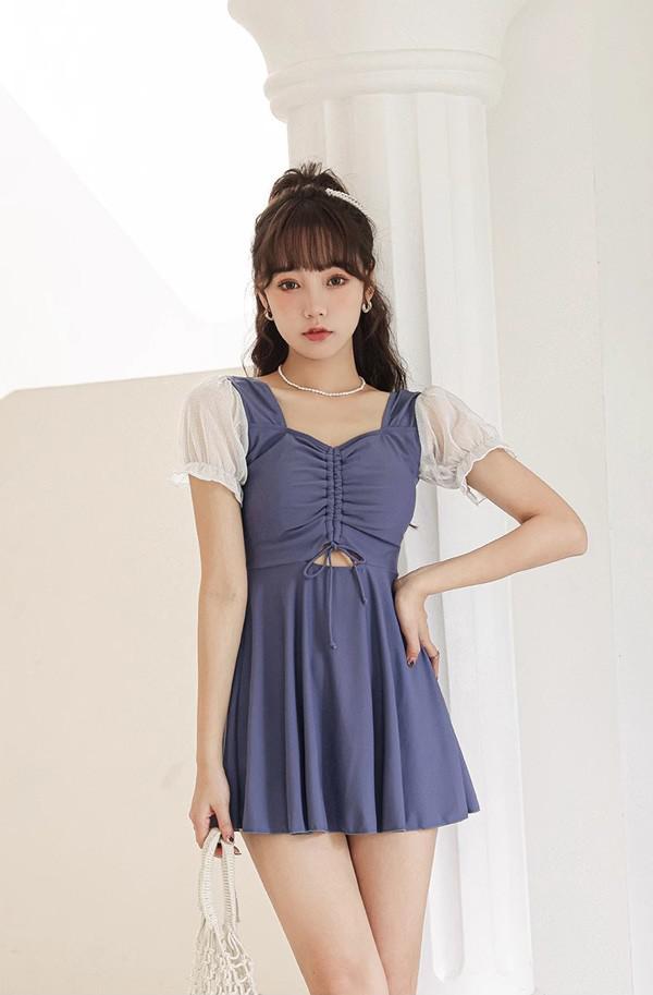 Happysunny Shopのワンピース水着 服みたいな 水着 2点セット 半袖 リボン ワイヤーなし パッド付 レディース 着瘦せ シンプル セクシー 写真映え 撮影用 海 夏 サマー プール リゾート かわいい 透け感あり 旅行 温泉 大人 女性用 ジュニア 学生 女の子 ブルー df331m4m4x1｜アングル2