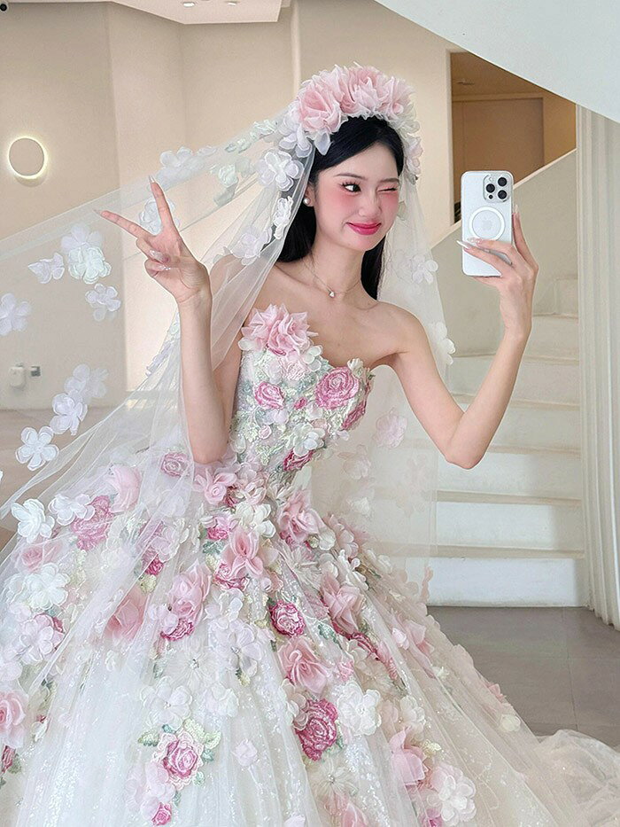 Happysunny Shopの花嫁 ウエディングドレス 白ドレス ロング ドレス 大人 ピアノ 発表会 ロングドレス 大きいサイズ 演奏会 演奏会用ドレス ピアノ発表会 結婚式 高校生 パーティードレス コンクール イブニングドレス 白 大きいサイズドレス de104n1n1m3｜アングル3