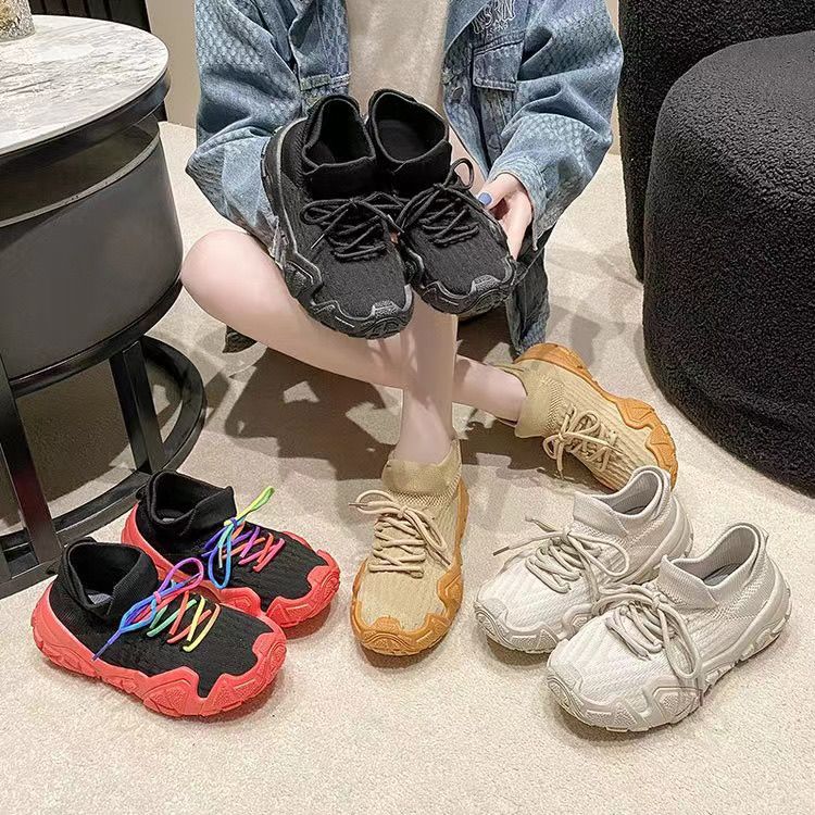 送料無料 男女兼用 レディース メンズ ファッション カップル靴 スニーカー 軽量 厚底 幅広 履きやすい 滑り止め 疲れない おしゃれ 軽量 ズック スニーカー 登山靴 学生 運動靴 シューズ 靴 ランニング カジュアル 散歩 快適 シューズ 靴 防滑スニーカー 快適 通気性
