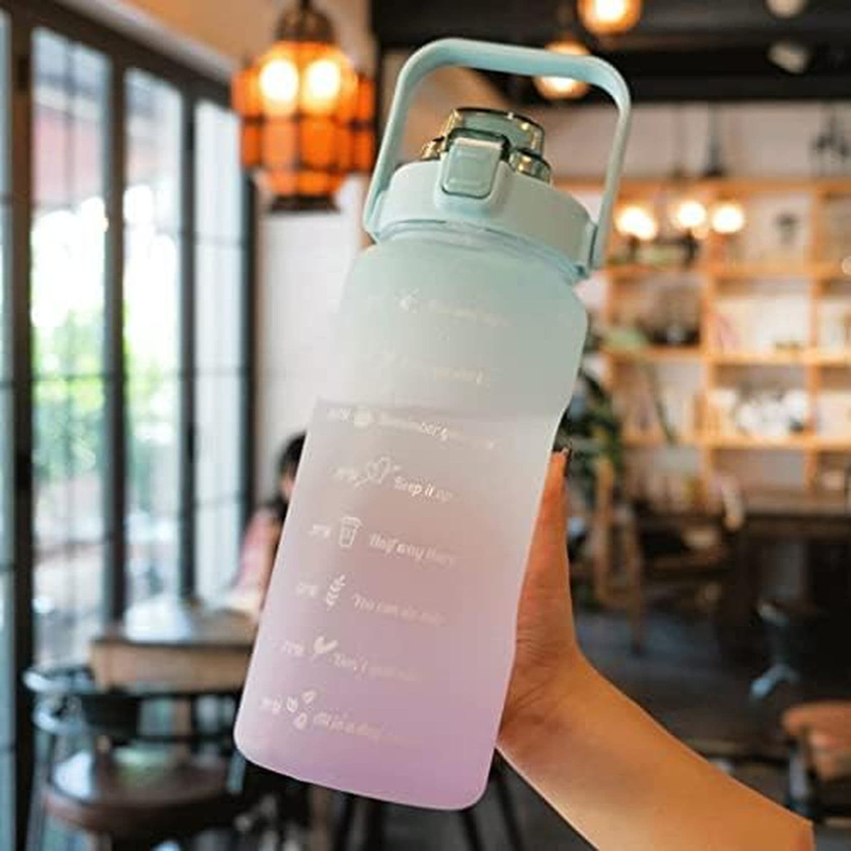 Other - ボトル 水筒 大容量 2リットル タイムマーカー付き 超軽量 2000ml 耐冷耐熱 携帯便利 漏れ防止 BPAフリー おしゃれ 大人 子ども 登山用 アウトドア ウォーターボトル ジム ハイキング
