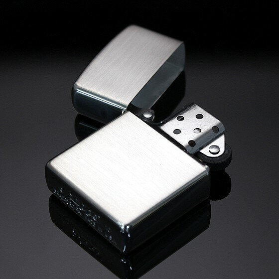 ZIPPO 高純度銀めっき100ミクロン　200番（プレーンモデル）サテーナ加工　/銀厚付け 無地 シンプル ヘアライン マットな銀 大人 長く使える サステナ かっこいい プレゼント