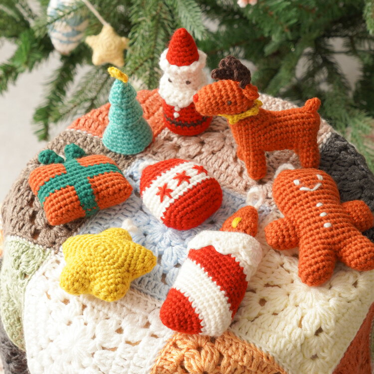 【全品ポイント10倍】編み物キット 【季節の糸セット】毛糸 クリスマス あみぐるみ 飾り オーナメント サンタ トナカイ クリスマスツリー ツリーのサムネイル