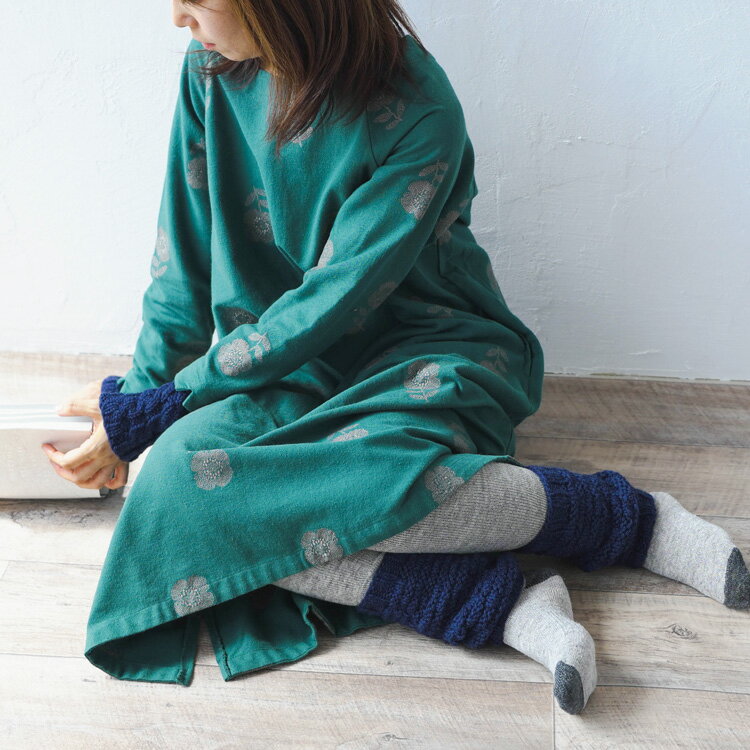 【10%OFFクーポン】 knitworm 編み物キット #2-8 レッグウォーマーキット 編み物キット 編み物セット レッグウォーマー キット 手芸 裁縫 毛糸 おうち時間 趣味 ハンドメイド 手作り ファッション おしゃれ かわいい セット 編み物セット 原ウール ニットワーム