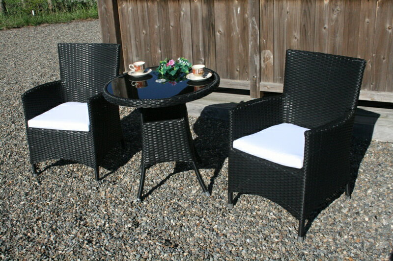 【楽天市場】高級人工ラタン クッション付ガーデンテーブルチェアセットSunset.04 （3点） ブラック：晴々ガーデン