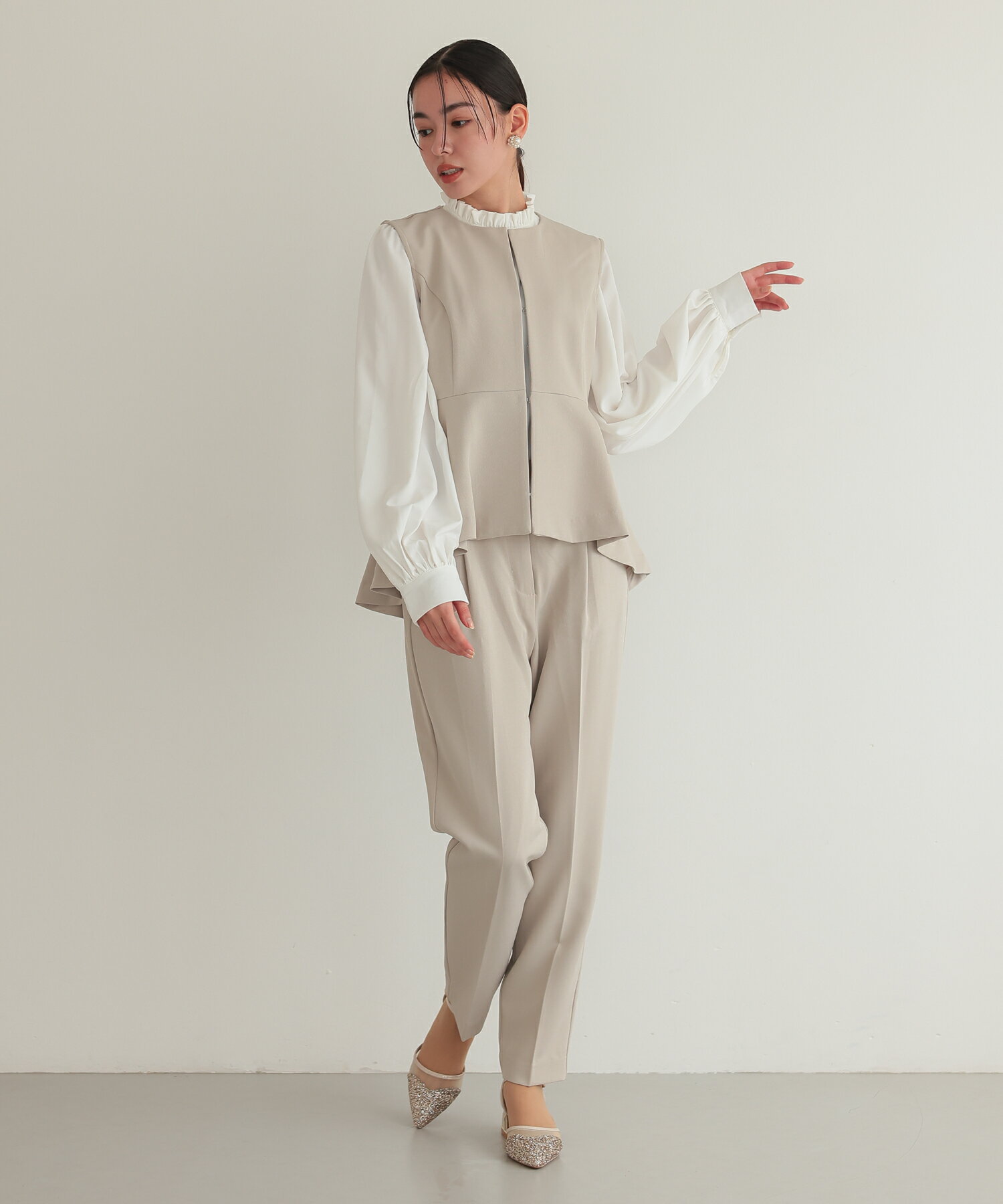 パンツドレス セットアップ パーティ パンツ ジャケット ブラウス セット スーツ風 オフィス 体型カバー きれいめ シンプル お呼ばれ 発表会 結婚式 同窓会 披露宴 成人式 ベージュ ネイビー チャコール ブラック レディース 20代 30代 パーティー パンツドレス ハレモード