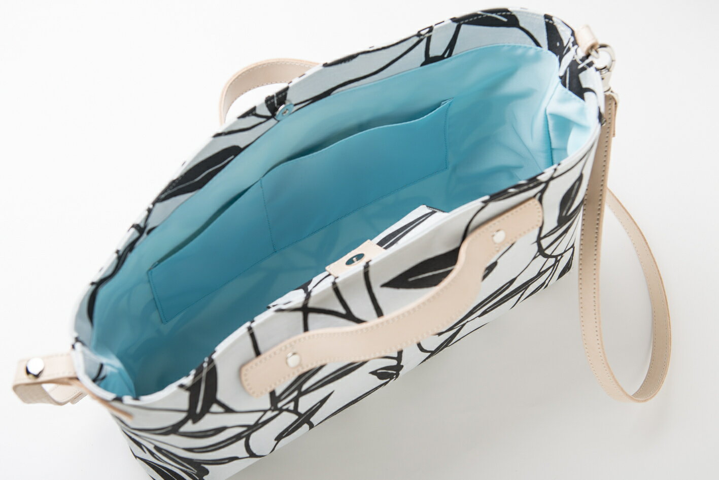 �¥���󡡥��������٥��