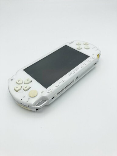 中古 PSP「プレイステーション・ポータブル」 セラミック・ホワイト (PSP-1000CW) 中古 PSP「プレイステーション・ポータブル」 セラミック・ホワイト (PSP-1000CW)