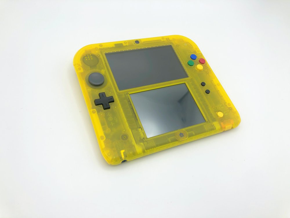 中古 ニンテンドー2DS 『ポケットモンスター ピカチュウ』限定パック