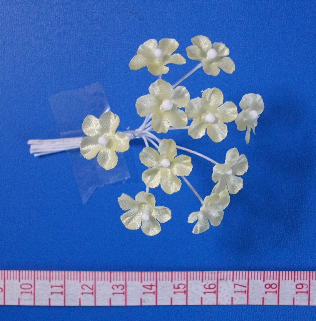 【フラワーパーツサテンミニカスミ（黄）100輪】