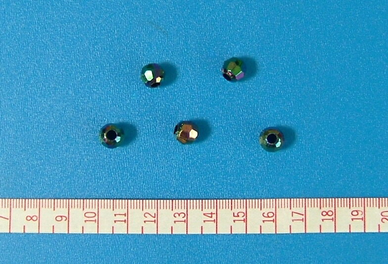 【オーロラカットビーズ8mm（黒）約200ヶ】No32