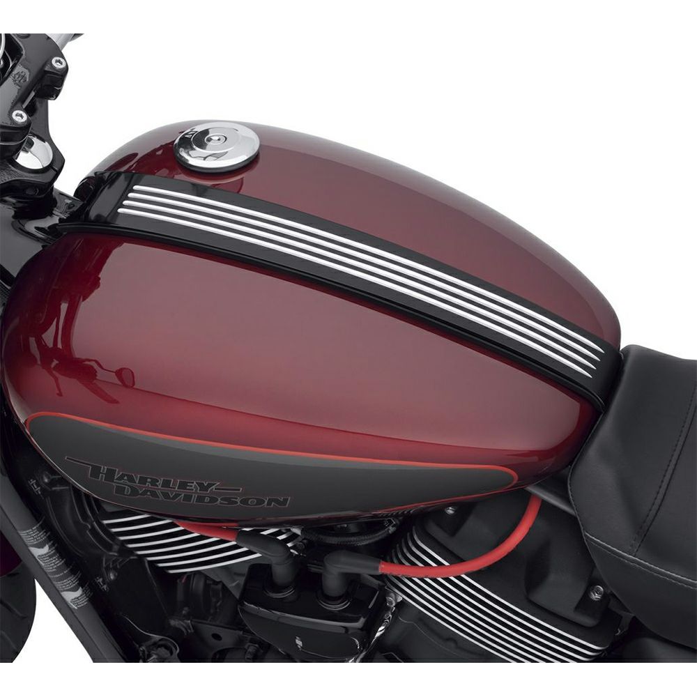 【61400379】ハーレー純正　フュエルタンクトリム／グロスブラックマシンドFuel Tank Trim - Gloss Black Machined／ストリート