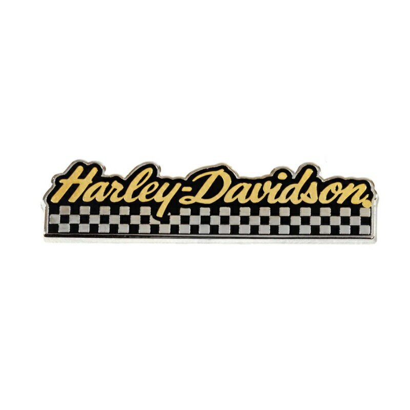 Harley-Davidsonの文字とチェック柄が一緒になったデザインのピンバッジになります。ゴールドとシルバー仕上げの高品質メタル製。重厚なレリーフ。ベストやジャケットに飾るのに最適なピン。サイズ：縦約1cm　横約3.7cm