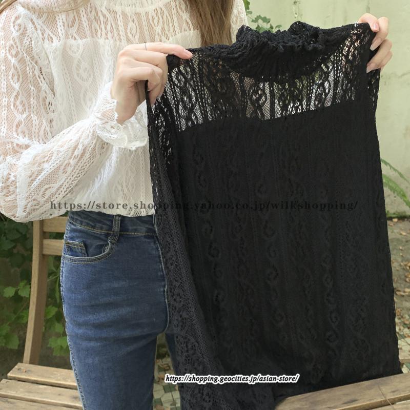 レース ブラウス レディース フリル シースルー トップス 花柄 プチハイネック きれいめ おしゃれ透け感が大人かわいい涼しげなレースシースルートップスシャーリングゴム仕様の襟?袖は、着脱をラクにして心地よくセンス良くお洒落に仕立ててくれるインナーのキャミソールを透かせても、ニットのインナーとしても、プチハイネックで透け感がありながらも上品に着こなせます。◆素材：ポリエステル◆販売内容：ブラウス◆カラー：ブラック　ホワイト◆伸縮性：なし　透明度：あり◆サイズ詳細情報：約 M着丈63cmバスト88cm肩幅36cm袖丈68cmL着丈6cmバスト2cm肩幅38cm袖丈70cmXL着丈67cmバスト6cm肩幅40cm袖丈72cm◆お客様の身長や体型により、着用の丈が写真より短くなる場合もあります。上記の着丈のデータご参考になさってくださいませ。