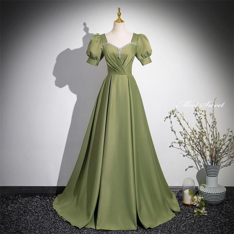 カラードレス グリーン サテン 半袖 パフスリーブ 緑 ウェディングドレス ロングドレス 結婚式 二次会 演奏会 発表会 シンプル 成人式 ウエディングドレス