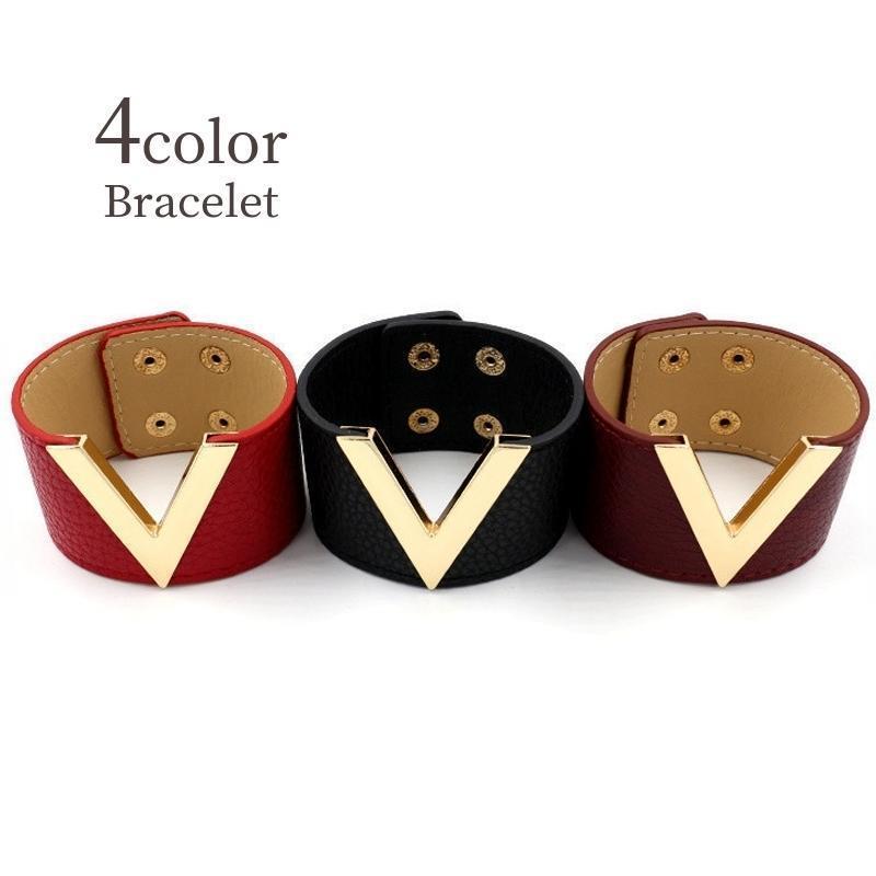 ブレスレット バングル ゴールドプレート付き ベルトデザイン レディース フェイクレザー アクセサリー プレゼント ギフト 記念日 誕生日 クリスマス