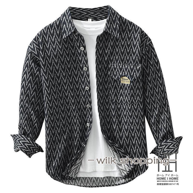 シャツジャケット カバーオール シャツ メンズ 長袖 柄物 柄シャツ ポケット おしゃれ ワークシャツ 春 春服 秋 冬 メンズ長袖シャツ トップス【品番】6795【カラー】ブラック【素材】46.7％コットン、43.2％ポリエステル、10.1％ビスコース繊維【関連キーワード】シャツ メンズ デニムシャツ ネルシャツ アロハシャツ オックスフォードシャツ メンズシャツ カジュアルシャツ ネルシャツ ワークシャツ ボタンダウンシャツ チェックシャツ ミリタリーシャツ バンドカラーシャツ 長袖シャツ ボーリングシャツ ストライプシャツ ウエスタンシャツ フランネルシャツ シャンブレーシャツ スタンドカラーシャツ コーデュロイシャツ ダンガリーシャツ 白シャツ メンズ長袖シャツ 柄シャツ リネンシャツ カバーオール メンズジャケット ミリタリージャケット ジャケット モッズコート デニムジャケット ブルゾン メンズ ジャンパー
