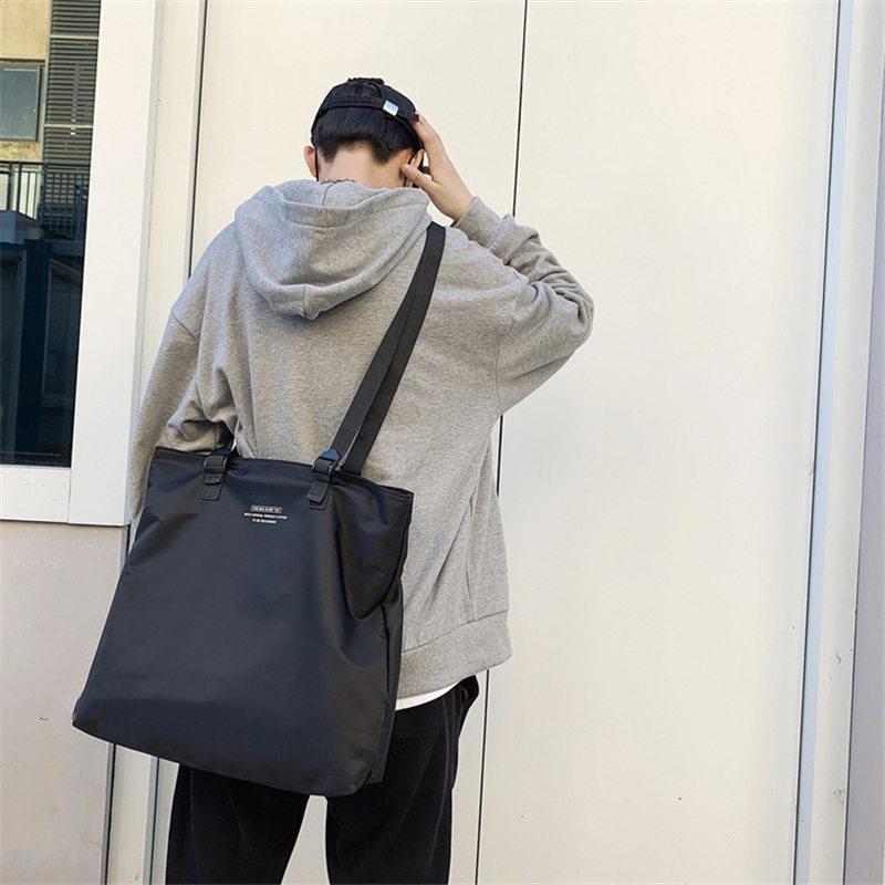 ■サイズ：約46×41×13cm■素材：ナイロン、その他----------------■ご注意※平置き実寸の為、若干の誤差があります。----------------ビジネスバッグとしても　旅行バッグとしも　仕事用バッグとしてもキャンプの時など、たくさんの荷物の時に荷物を一つにまとめられ移動時に便利です大容量で楽々入る大きさだから、普段使いから小旅行にもオススメ----------------■キーワード マザーズバッグ ビジネスバッグ フケース 旅行バッグ 出張バッグ 通勤バッグ 通学バッグ メンズ A4対応 B4対応 高校生 大学生 男性 紳士 女性 婦人 ビジネス 通勤用 通学用 新生活 就職活動 就活 普段使い 面接 転職 リクルート カジュアル おでかけ 旅行 ジム通い イベント クリスマス バレンタイン ホワイトデー 敬老の日 ギフト 誕生日 バースデー 送別会 入学 卒業 就職祝い プレゼント