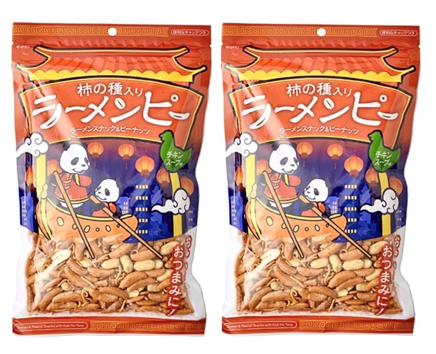 谷貝食品工業　柿の種入りラーメンピー　1袋(300g)×2袋セット□柿の種入りラーメンピー、チキンスープ味□おやつ、おつまみにどうぞ■アレルギー物質：小麦、落花生（本工場では、卵、乳成分、えび、くるみを含む製品を製造しています)■保存方法：直射日光、高温多湿を避けて保存してください