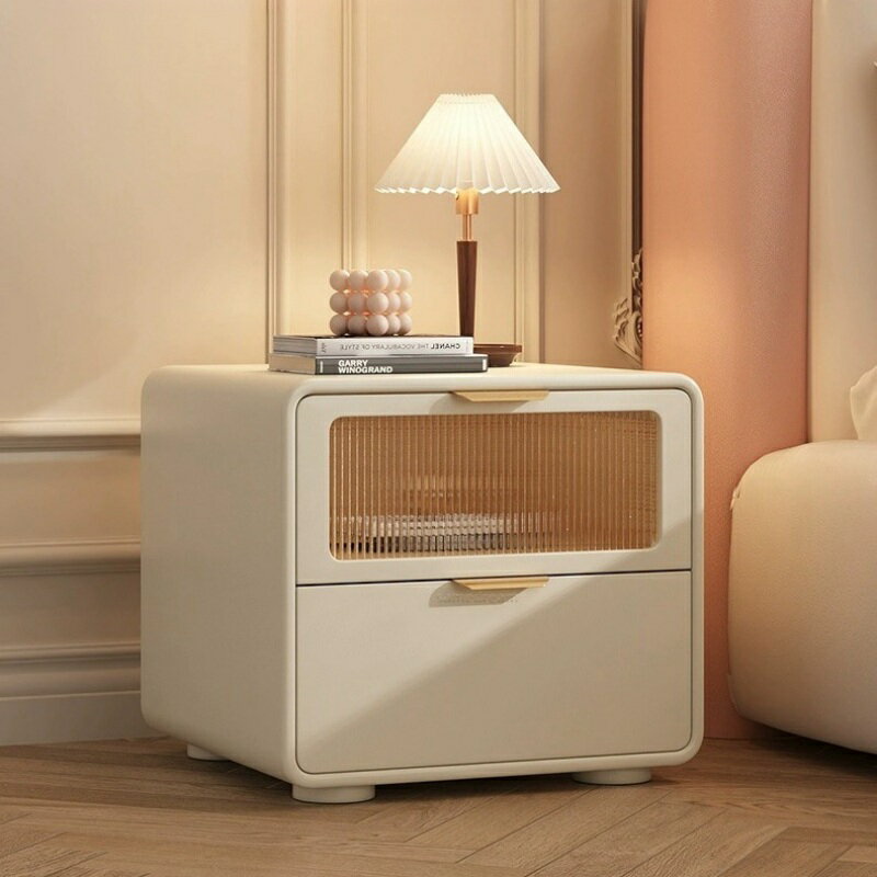 Rakuten - 【5年保証】【完成品】ナイトテーブル サイドテーブル ベージュ 引き出し オシャレ 省スペース コンパクト 北欧風 幅40 寝室 リビング 電話台 ベッドサイドテーブル ソファーサイド ベッドサイドチェスト ベッドサイド 姫系 収納 白 ホワイト