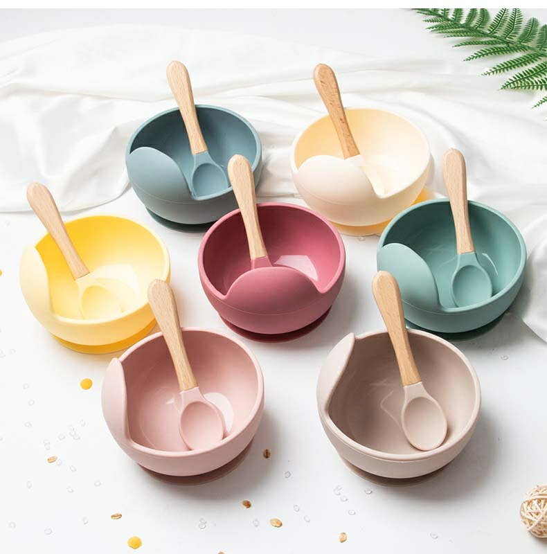 食器セット ベビー ボウル スプーン お食事エプロン 皿 4点セット 吸盤付き シリコ...