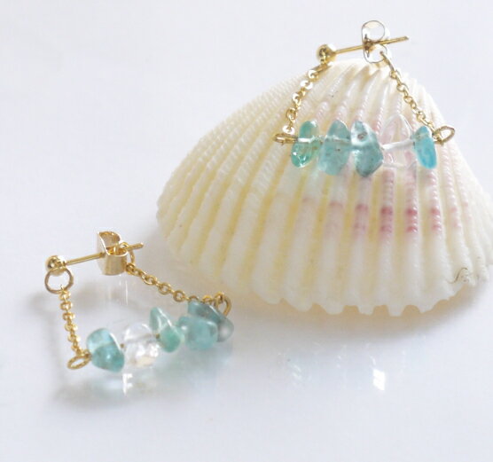 Rakuten - 【キャッチと一体化】天然石アパタイトさざ波ピアス ハンドメイド パールピアス ウェディング 結婚式 フォーマル