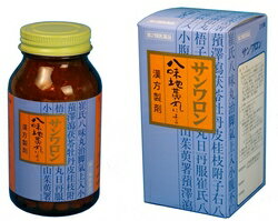 大阪本町の店舗でも扱っています。 名称 八味地黄丸（サンワロン） 内容量 0.3g×270錠 適応症 体力中等度以下で、疲れやすくて、四肢が冷えやすく、尿量減少又は多尿で、ときに口渇があるものの次の諸症： 下肢痛、腰痛、しびれ、高齢者のかすみ目、かゆみ、排尿困難、残尿感、夜間尿、頻尿、むくみ、高血圧に伴う随伴症状の改善（肩こり、頭重、耳鳴り）、軽い尿漏れ 用法・用量 次の1回量を1日3回食前又は食間に服用すること。 （食間とは食後2〜3時間を指します。） 年齢　　　1回量 大人（15才以上） 　5錠 15才未満　　　　 服用しないこと 成分・分量 本品1日量 ……… 15錠（4.5g）中 サンワロン水製エキス ………… 1.5g ジ オ ウ ………… 1.80g タクシャ ………… 1.05g サンヤク ………… 1.05g ボタンピ ………… 1.05g サンシュユ ……… 1.05g ケ イ ヒ ………… 0.60g ブクリョウ ……… 1.05g 加工ブシ末 ……………………… 1.5g 添加物として，カルメロースCa，メタケイ酸アルミン酸Mg，ステアリン酸Caを含有する。 区分 第2類医薬品 発売元 発売元: 三和生薬株式会社 問合せ先 発売元電話番号:（03）3834-2171 【副作用被害救済制度の問合せ先】電話：0120-149-931 広告文責 ハル薬店　06-4964-1022