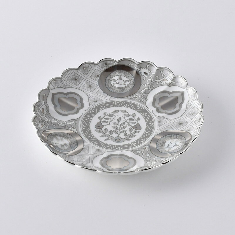 kotohogu昴 18cm 皿　灰 銀 波佐見焼き 藍 古伊万里 様式 に 銀彩を 施した気品のある お皿、石丸陶芸 林九郎窯オリジナル商品です。のサムネイル