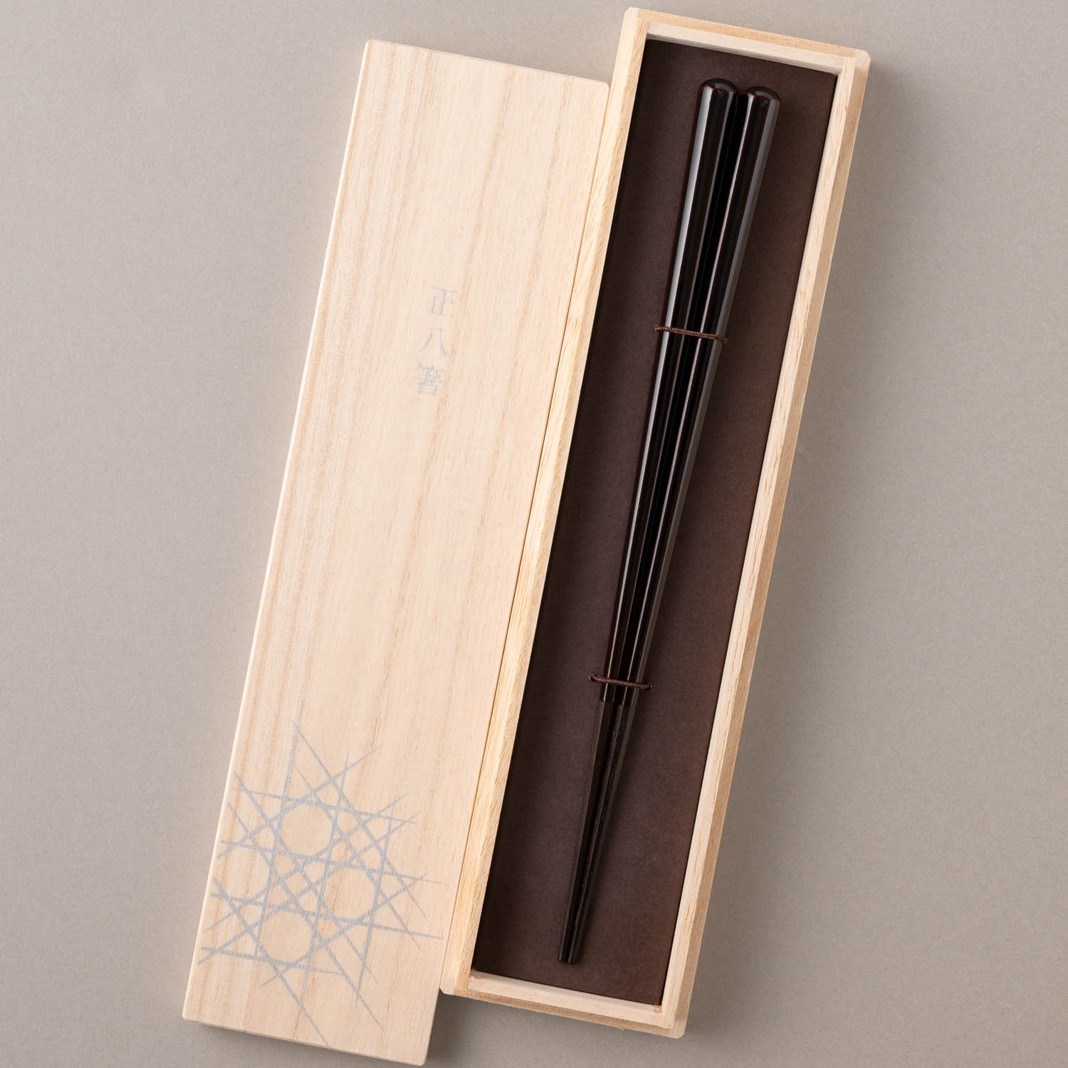 漆塗分正八箸 黒檀 八角 23.5cm お箸の専門店 【箸蔵まつかん】 マツ勘 箸 お箸 はし おはし 漆 塗分け 箱入り 桐箱 シンプル プレゼント 贈り物 ギフト お祝い 還暦祝い 日本 お土産 日本製