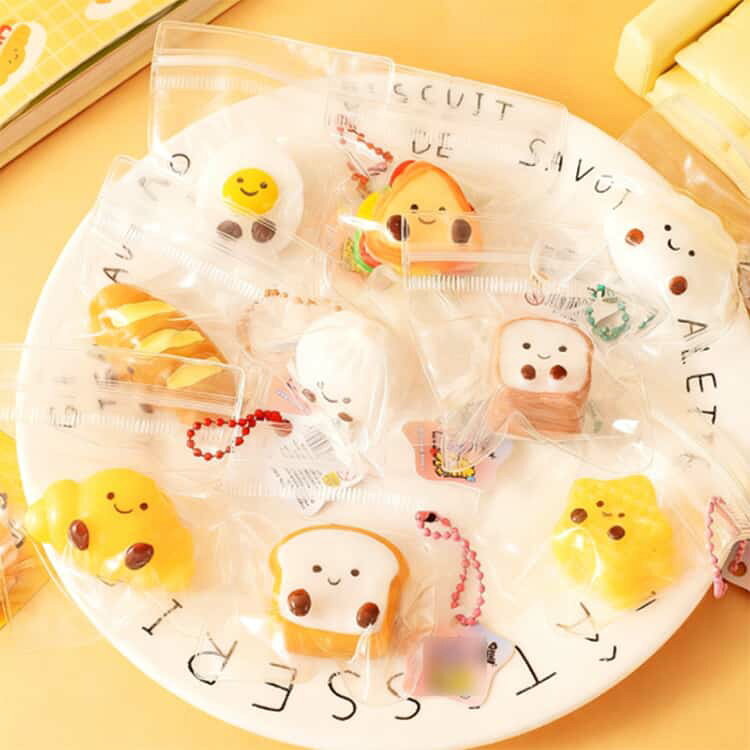 9点セット スクイーズ おもちゃ スクイーズ玩具 ストレス解消 極上のふわふわパン ...